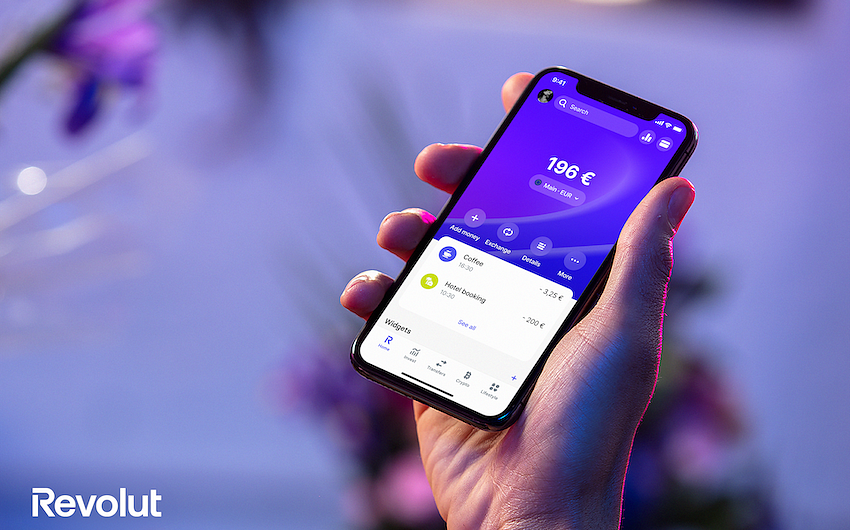 Revolut va aduce ATM-uri și în România. Primul bancomat, instalat deja în Spania